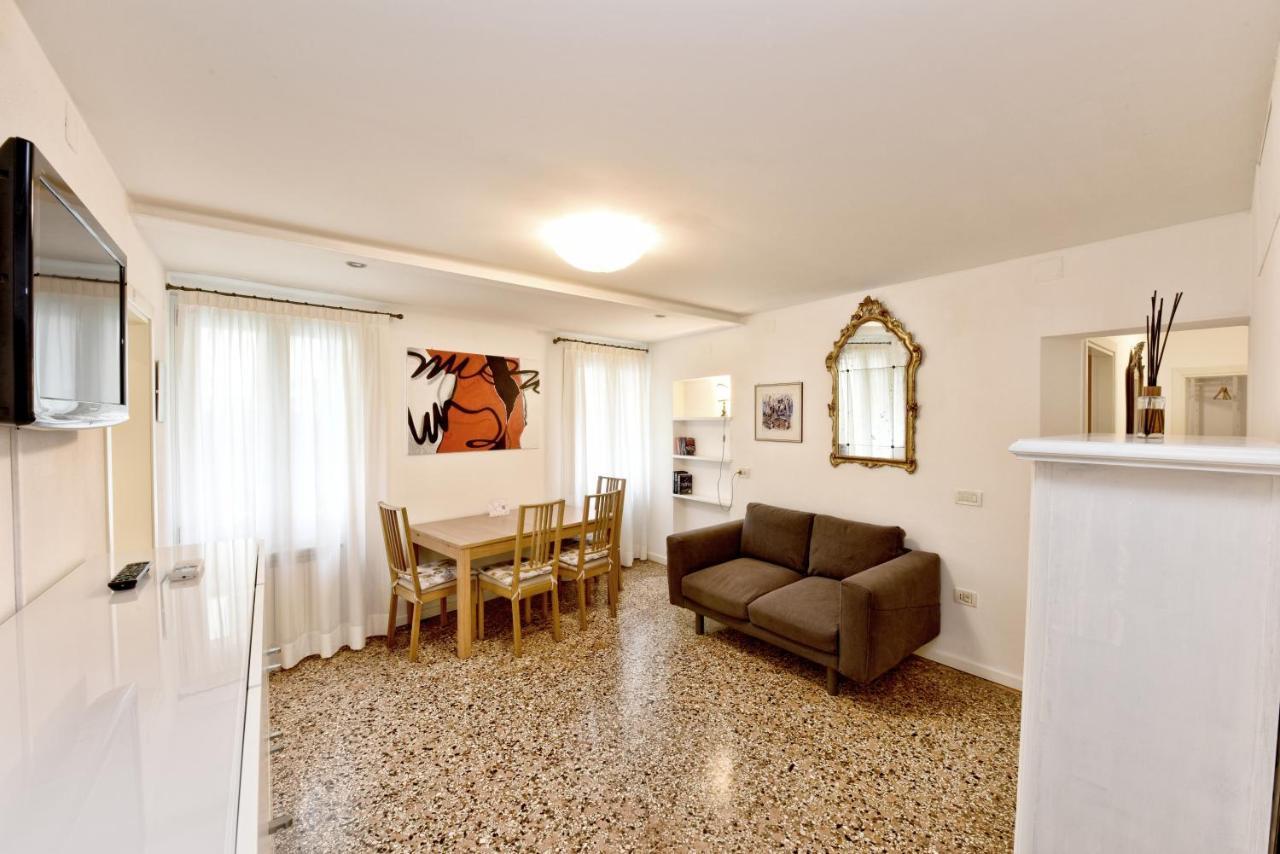 Casa Ai Greci - Central Apt In Castello Βενετία Εξωτερικό φωτογραφία